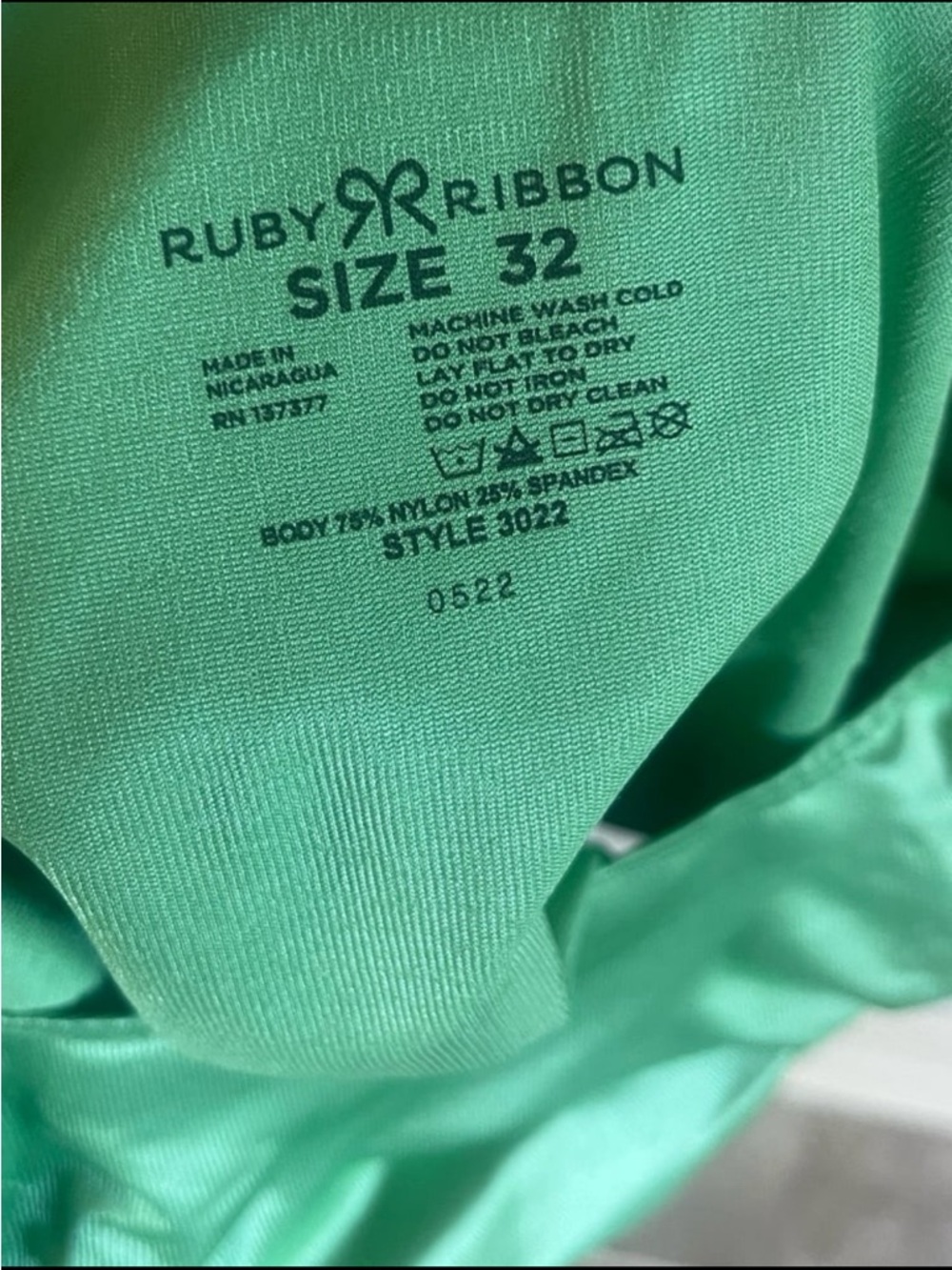 Ruby Ribbon Green Apple Tank Shaping Cami, Size 32 Women’s - Picture 6 of 7